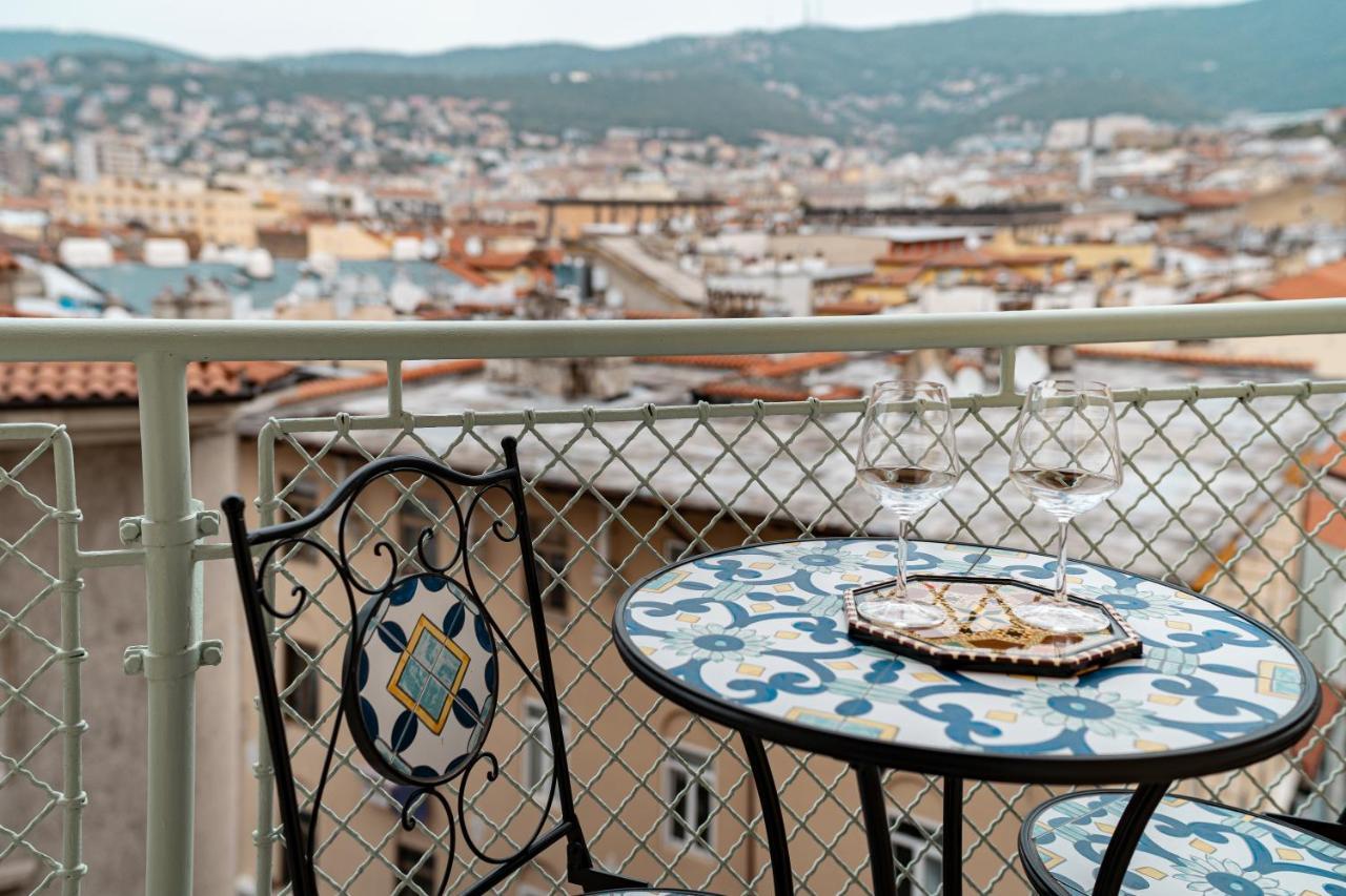 Апартаменти San Giusto Elegante Bilocale Con Balcone E Vista Трієст Екстер'єр фото