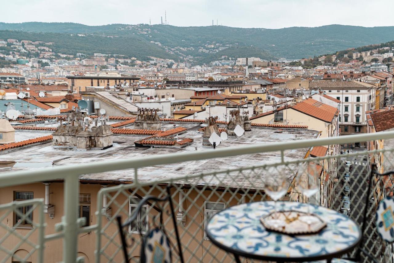 Апартаменти San Giusto Elegante Bilocale Con Balcone E Vista Трієст Екстер'єр фото
